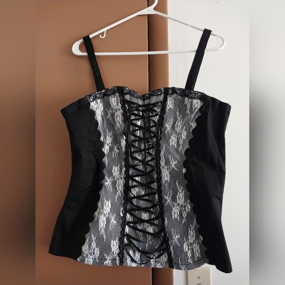 Vintage Tripp nyc Hot Topic Y2K black & white lace corset bodice top - Picture 3 of 10